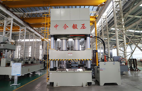 如何選擇可靠的1000噸四柱液壓機(jī)廠家？